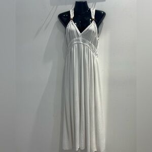 Elegant White Maxi Dress